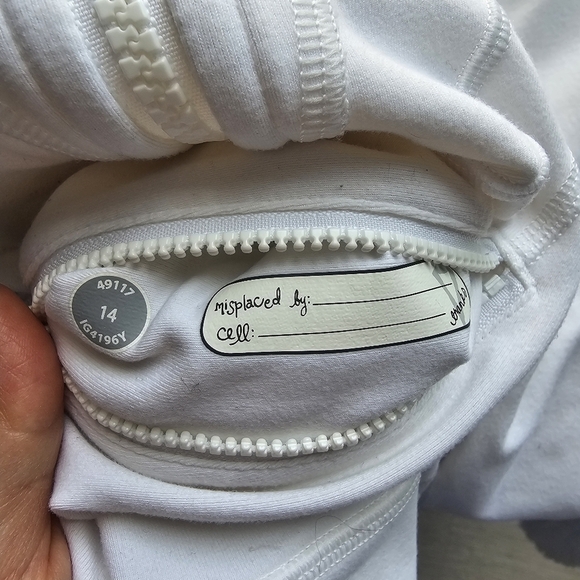 IVIVVA Fast and Flow Jacket - Picture 7 of 7